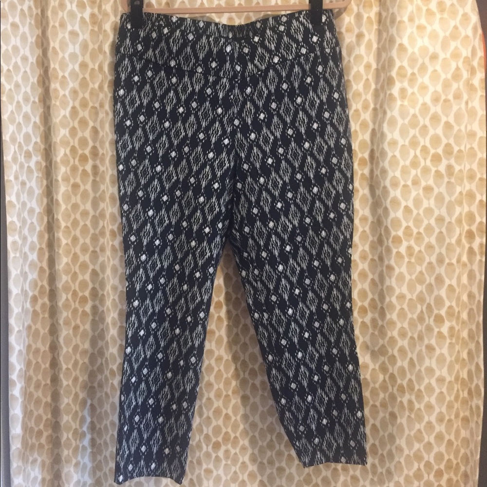 Stretch Business Casual Pull-On Capri/Ankle Pant